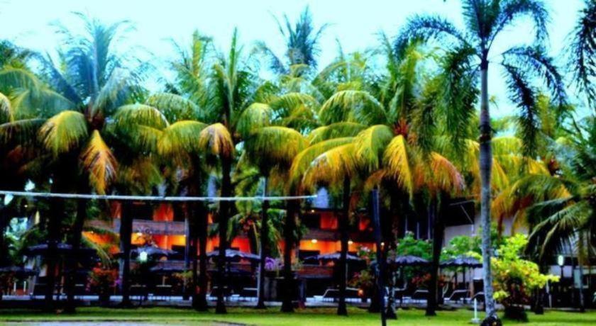 Augusta Pelabuhan Ratu Hotel Sukabumi Eksteriør bilde